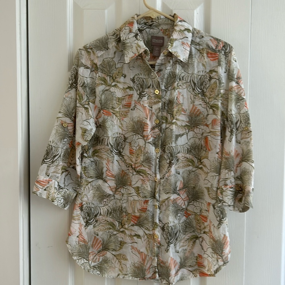 Jungle print Chico’s blouse (size 0) same as 4/6 small